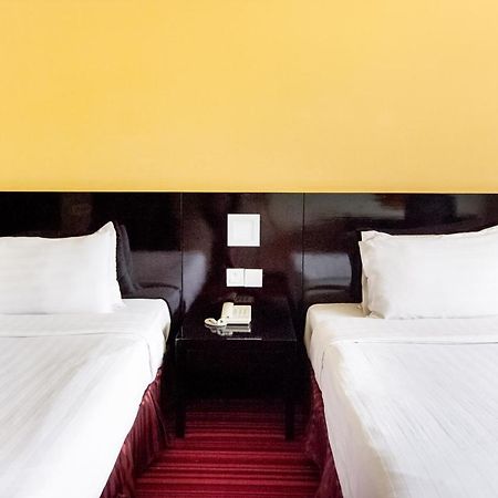 Oyo 89693 Perkasa Hotel Keningau Near Hospital Keningau Esterno foto
