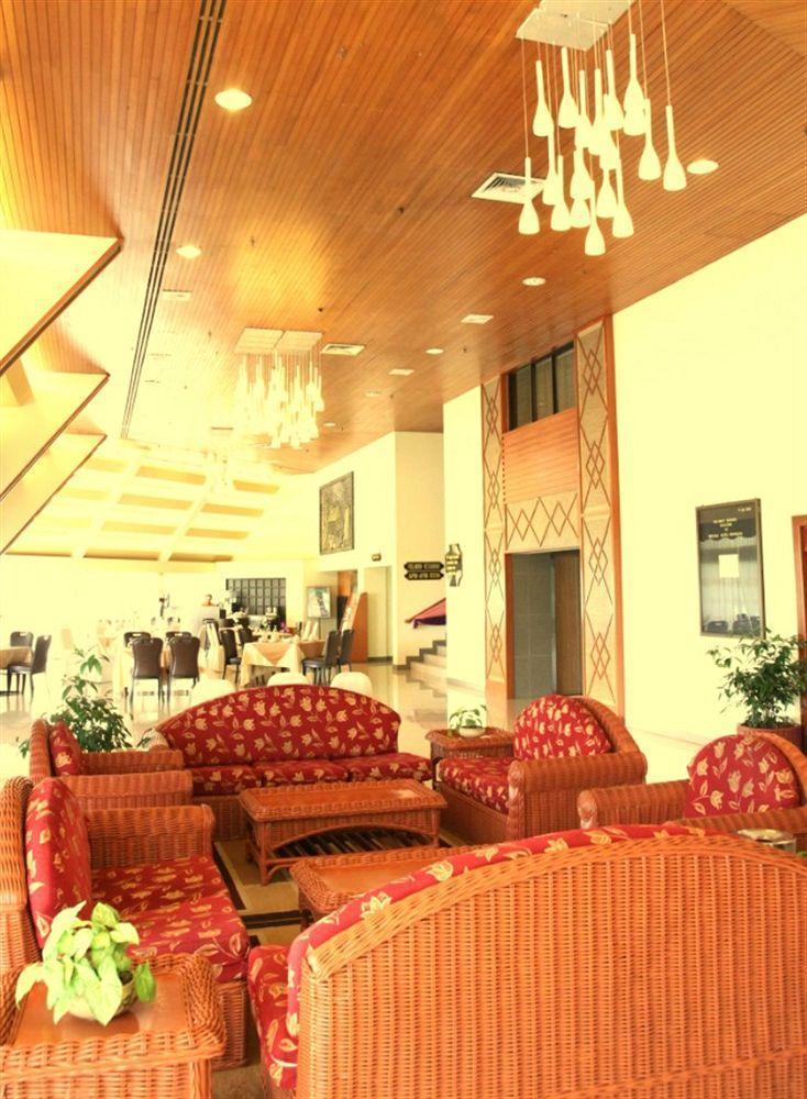Oyo 89693 Perkasa Hotel Keningau Near Hospital Keningau Esterno foto
