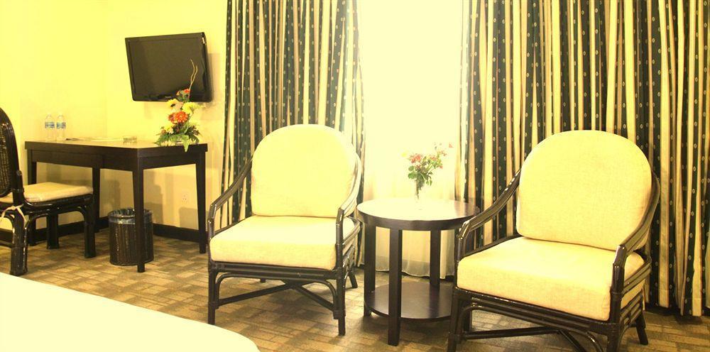 Oyo 89693 Perkasa Hotel Keningau Near Hospital Keningau Esterno foto
