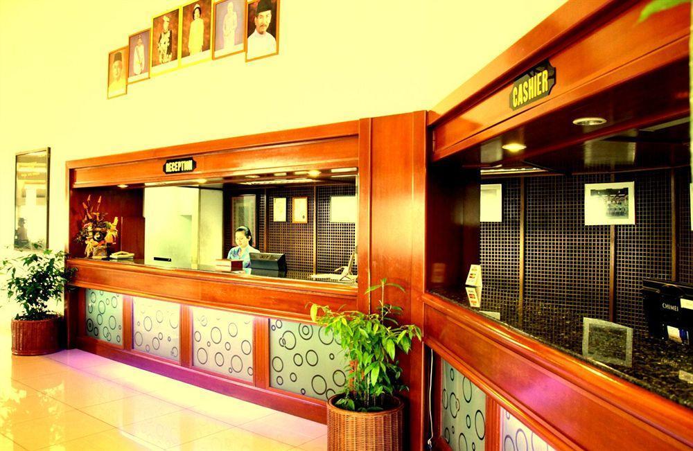 Oyo 89693 Perkasa Hotel Keningau Near Hospital Keningau Esterno foto
