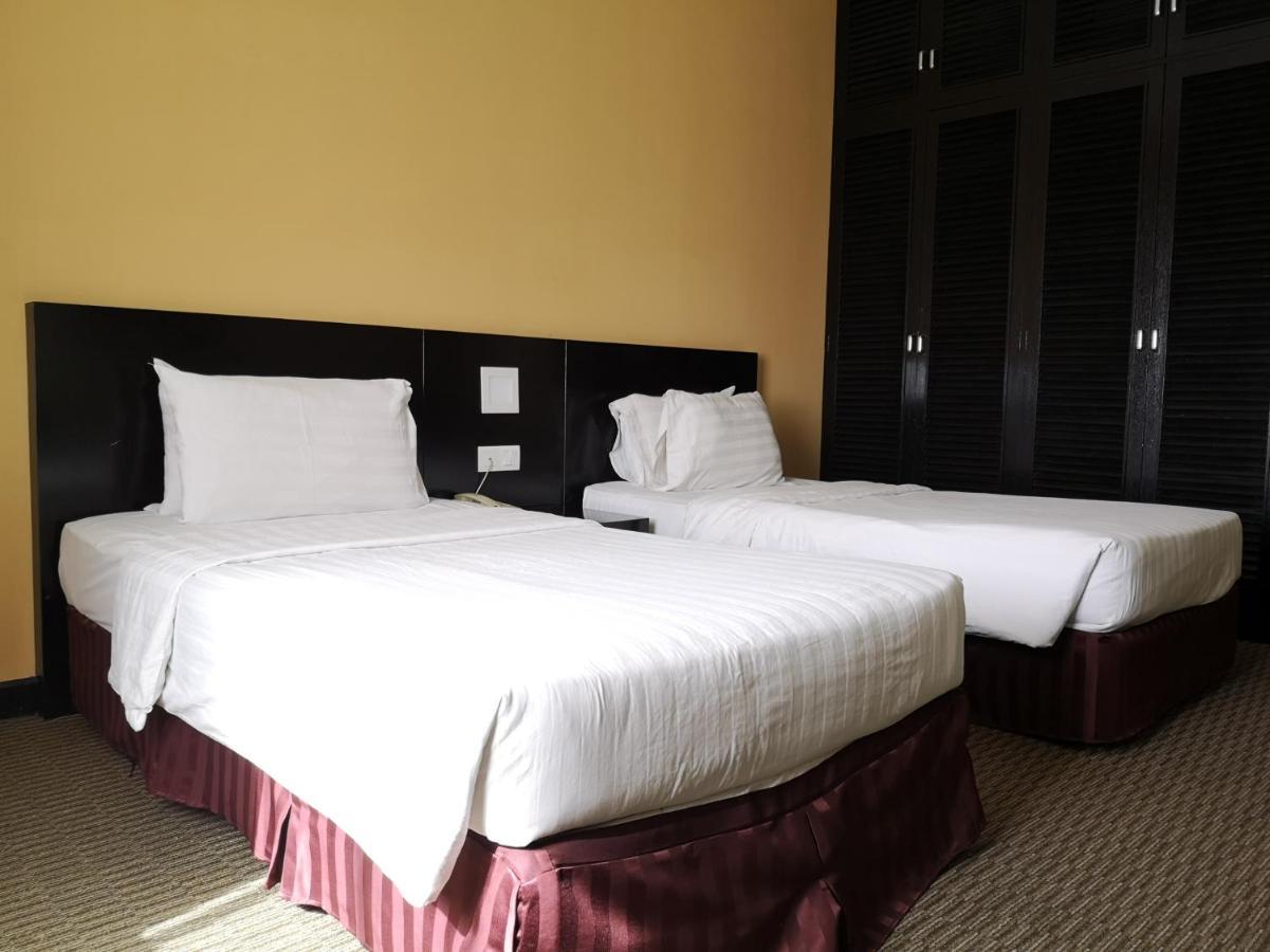 Oyo 89693 Perkasa Hotel Keningau Near Hospital Keningau Esterno foto