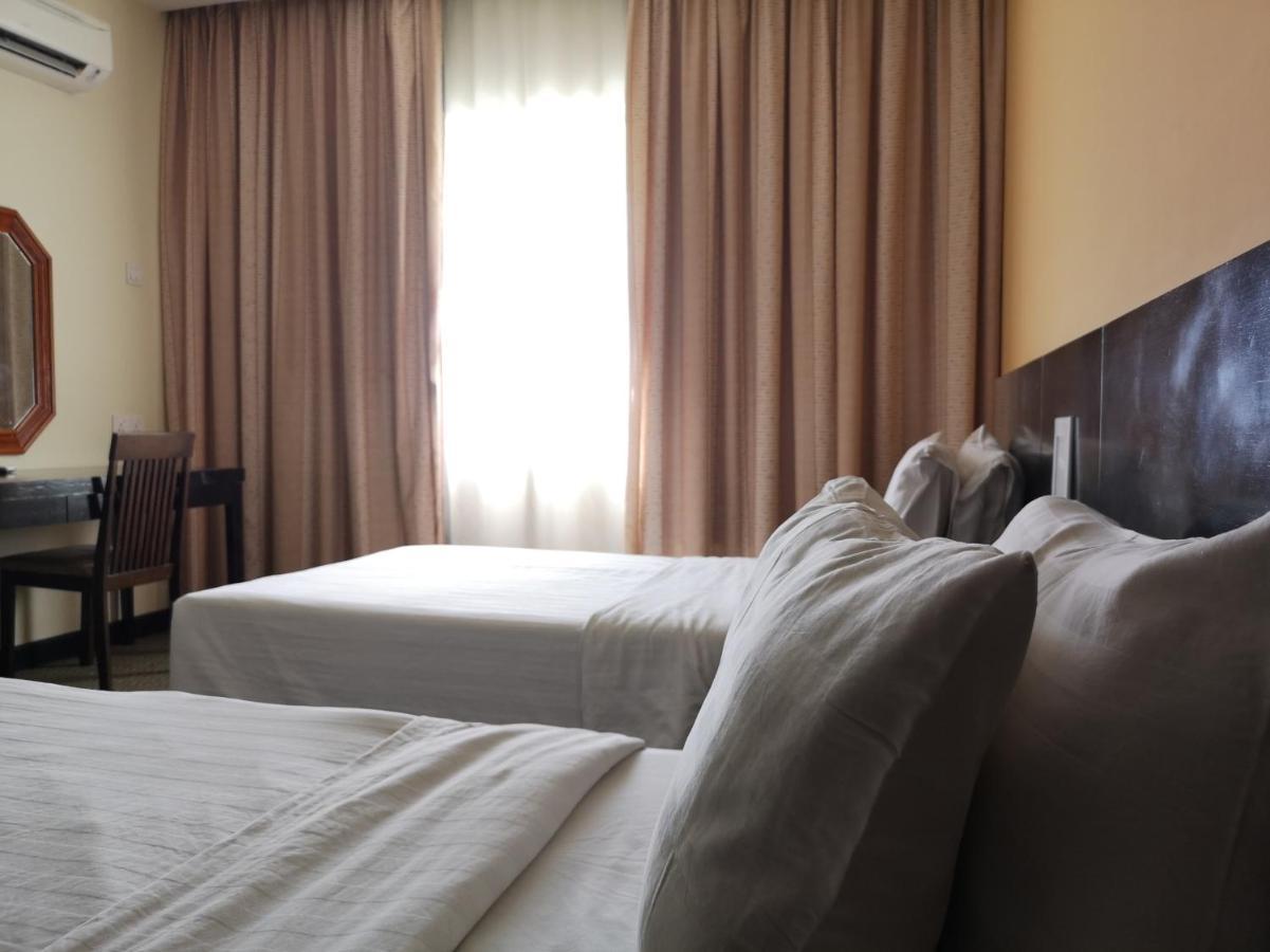 Oyo 89693 Perkasa Hotel Keningau Near Hospital Keningau Esterno foto